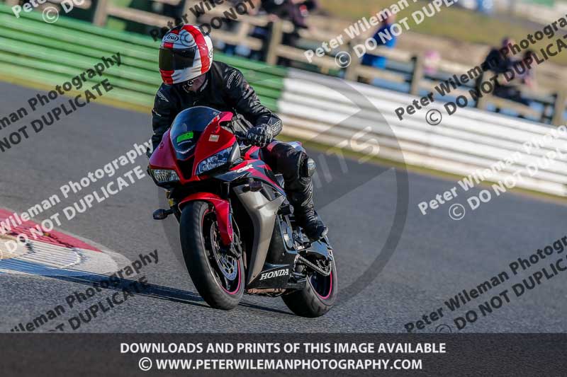 PJM Wedding Photography;enduro digital images;event digital images;eventdigitalimages;mallory park;mallory park photographs;mallory park trackday;mallory park trackday photographs;no limits trackdays;peter wileman photography;racing digital images;trackday digital images;trackday photos
